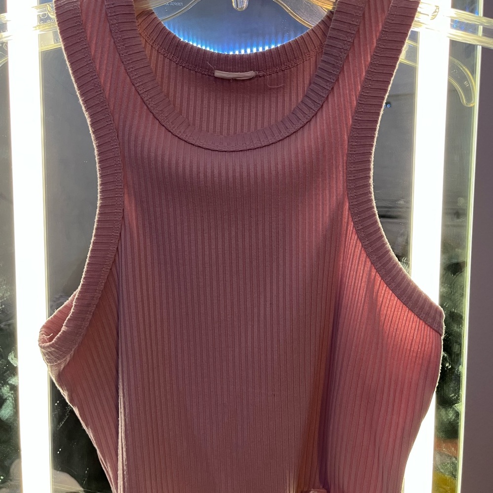 crop tank top